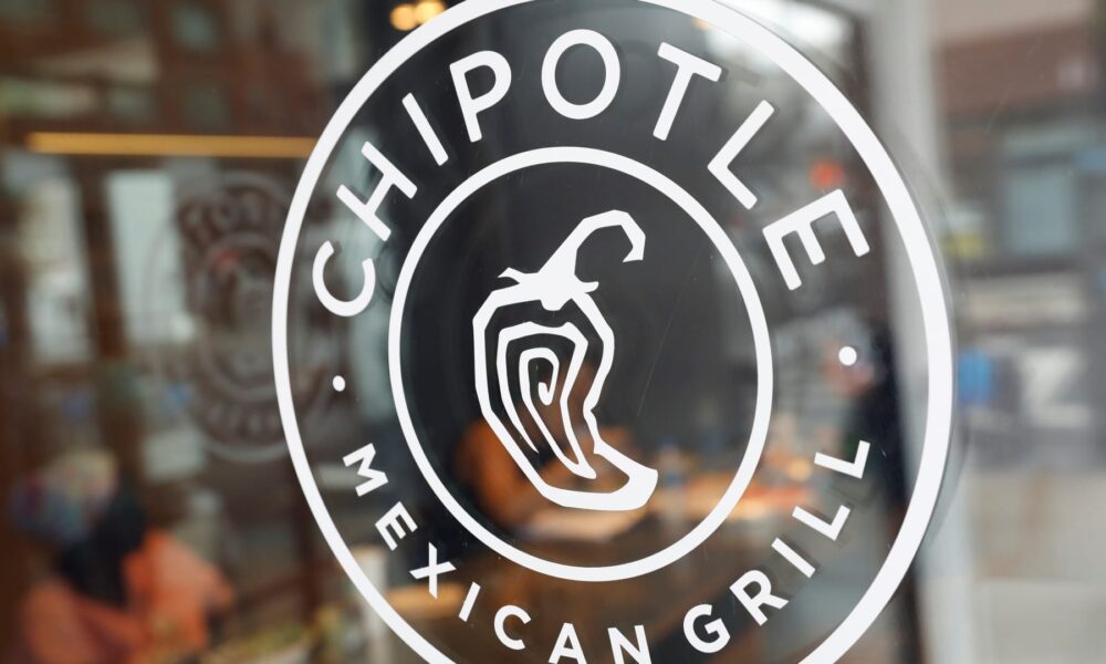 Chipotle Mexican Grill (CMG) Q1 2024 earnings