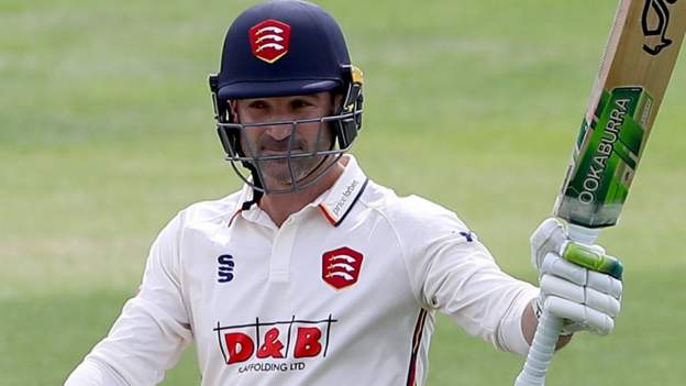 County Championship: Elgar & Critchley hit Essex centuiries against Kent