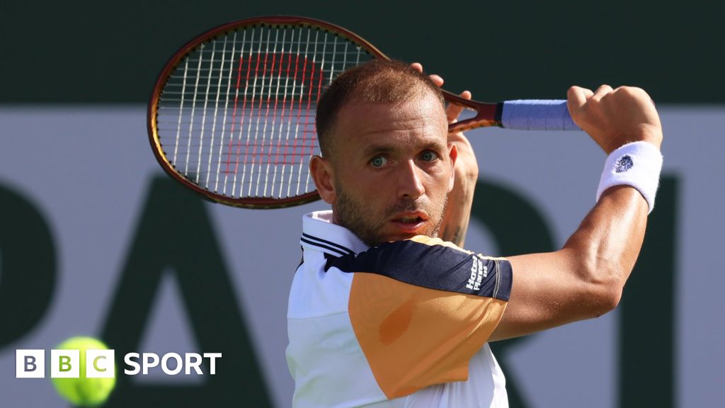 Dan Evans: Briton loses first clay-court match of season to Roberto Carballes Baena