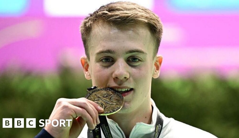 European Gymnastics Championships: GB's Luke Whitehouse retains floor title