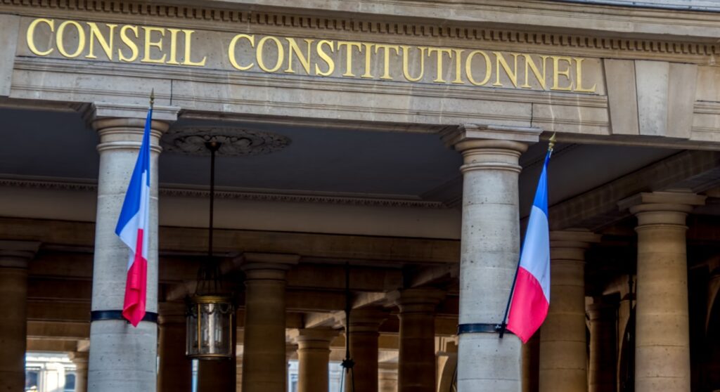 FRANCE ; THE NEW LAW TO FIGHT AGAINST “SECTARIAN ABUSES” IN THE FIELD OF HEALTH SUBJECT TO THE CONTROL OF THE CONSTITUTIONAL COUNCIL