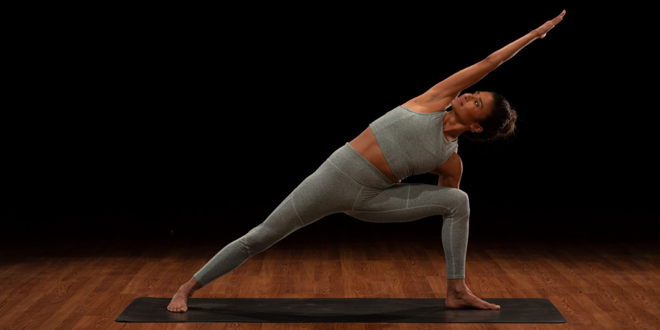 How to Do Extended Side Angle Pose | Utthita Parsvakonasana