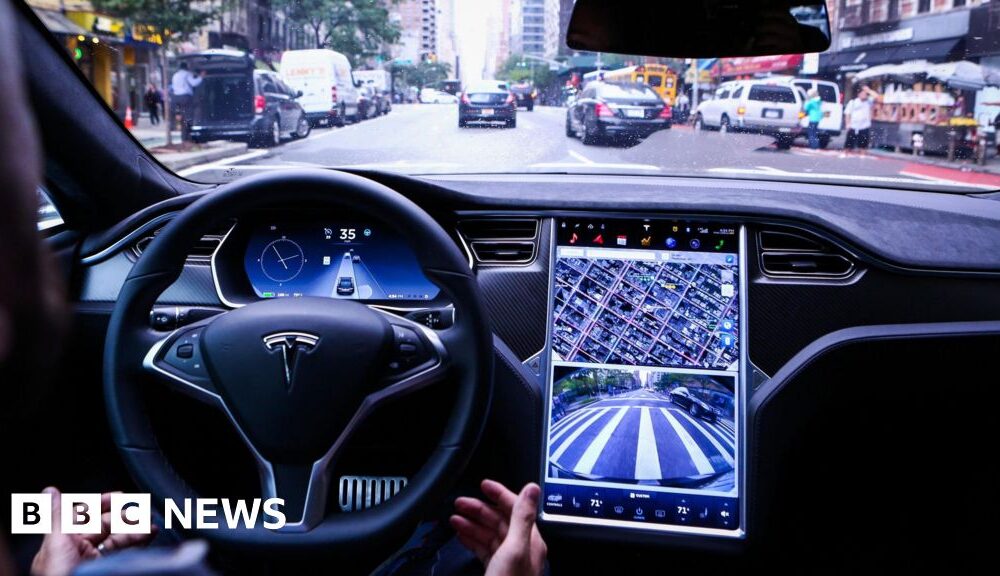 Tesla to settle over fatal Autopilot crash