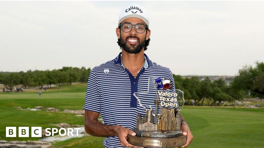 Texas Open: Akshay Bhatia beats Denny McCarthy in play-off as Rory McIlroy enjoys best round of week