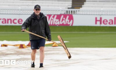 County Championship: Middlesex v Leicestershire abandoned as draw