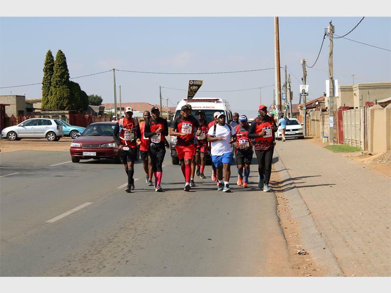 Duduza residents race in community marathon