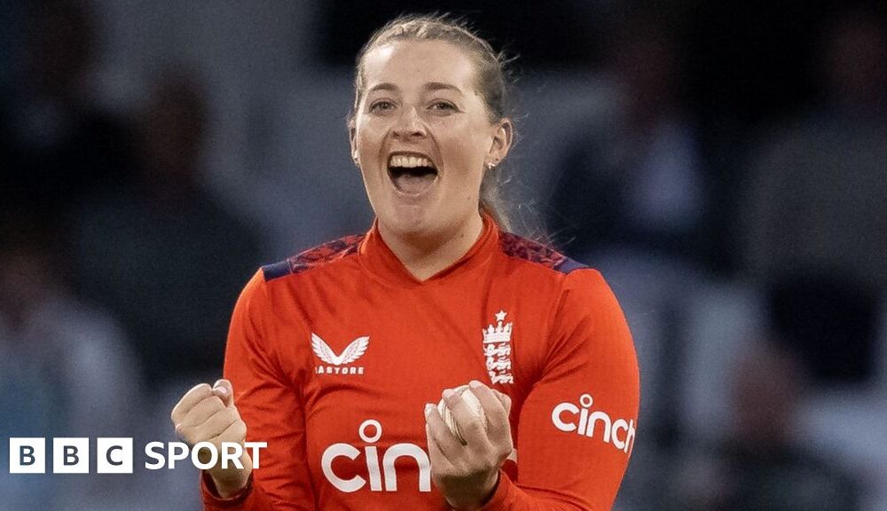 England vs Pakistan: Sophie Ecclestone bowls hosts to convincing win