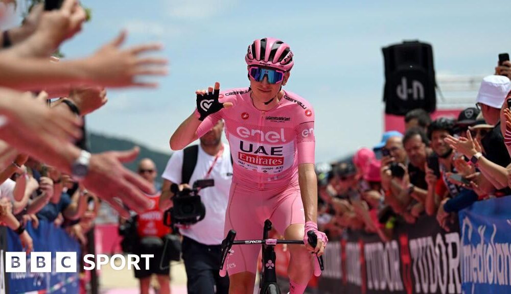 Giro d'Italia: Tadej Pogacar wins stage seven to stretch lead