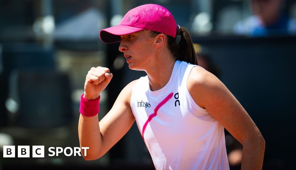 Italian Open: Iga Swiatek beats Madison Keys to reach semi-finals