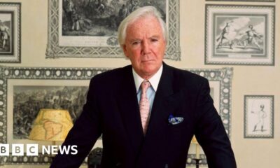 Leading business figure Sir Anthony O'Reilly dies