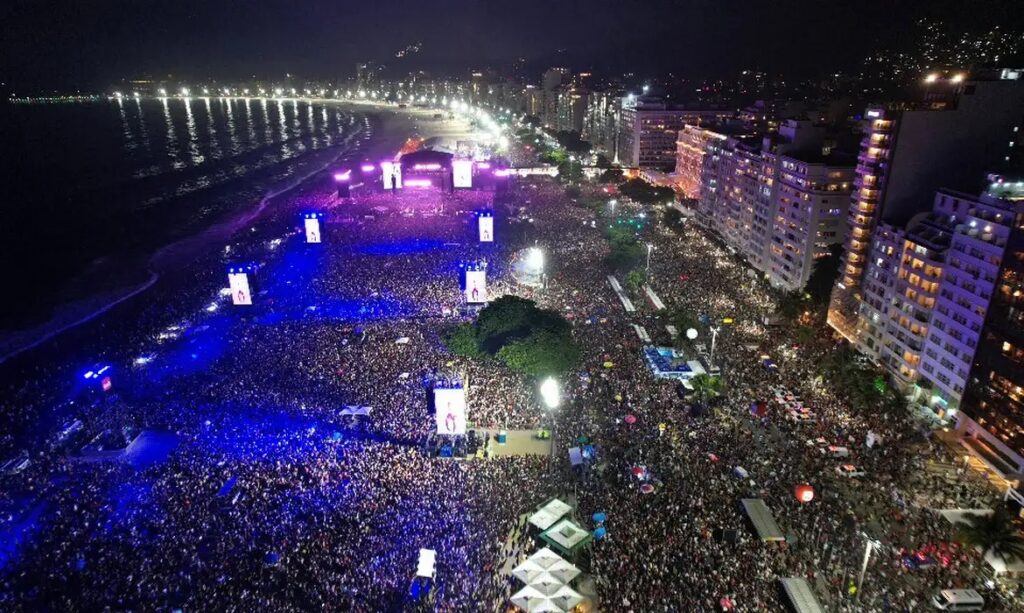 Madonna makes historic show for 1.6 million people on Copacabana Beach, in Rio de Janeiro