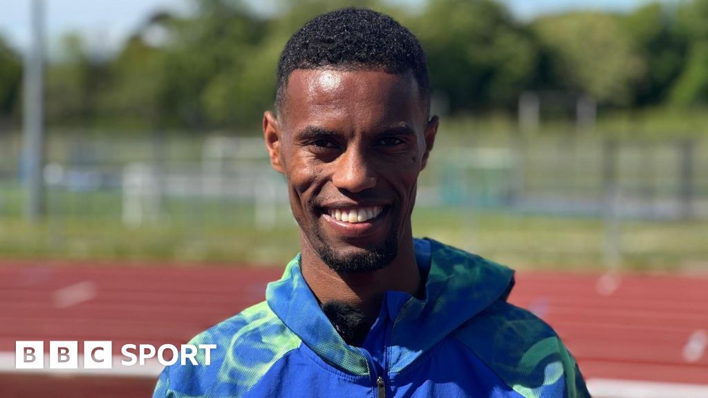 Mahamed Mahamed: British marathon runner makes Olympic team