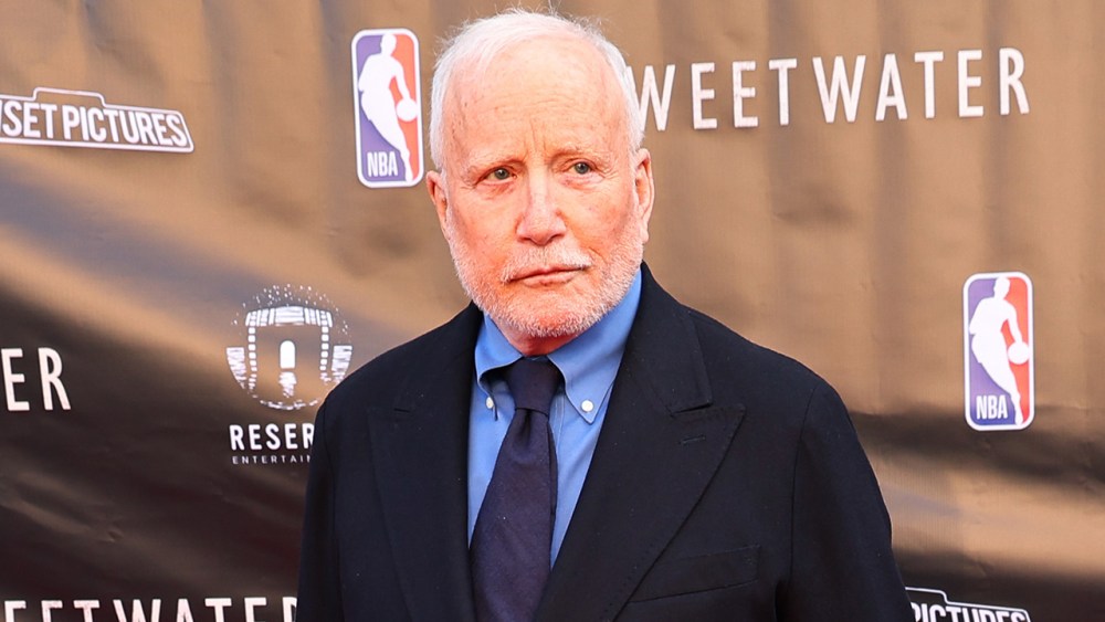 Richard Dreyfuss Slammed as Theater Apologizes for 'Offensive' Q&A