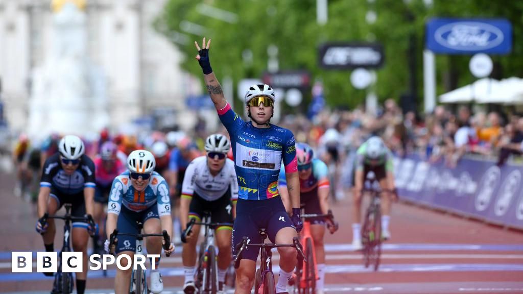 RideLondon Classique: Lorena Wiebes wins title after a three-stage clean sweep