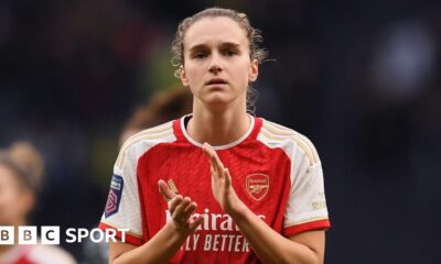 Vivianne Miedema: Striker's Arsenal exit is 'shocking decision'