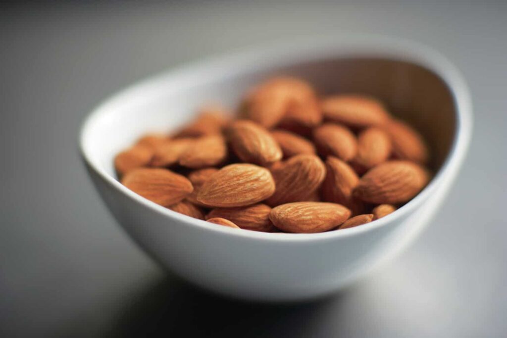 Weight Management: Breaking Intermittent Fasting With Nutritious Foods Like Almonds - Blog