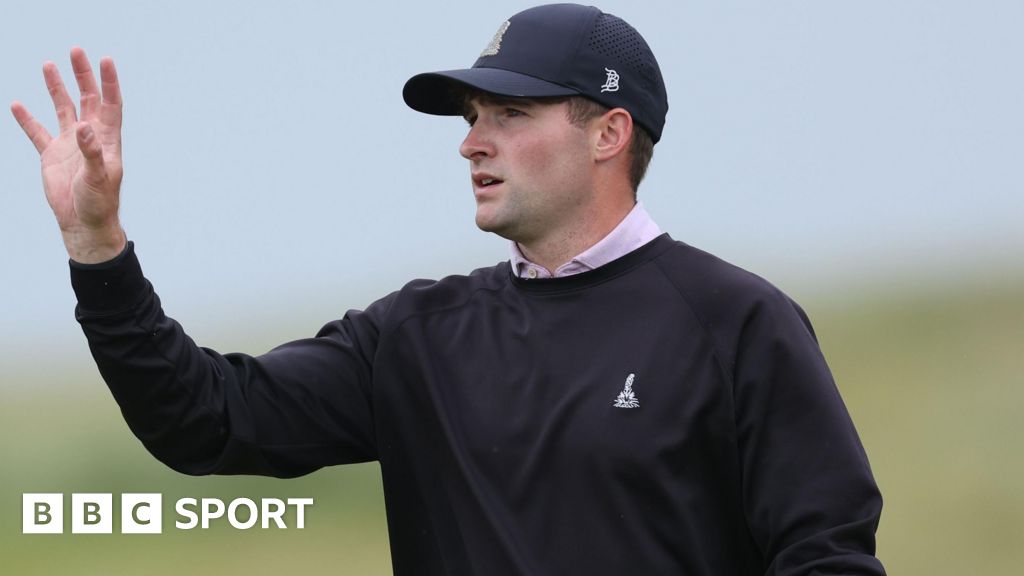 Amateur Championship: England's Clemons reaches final at Ballyliffin