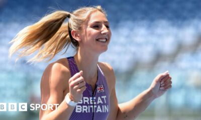 Great Britain's Molly Caudery sets new pole vault national record