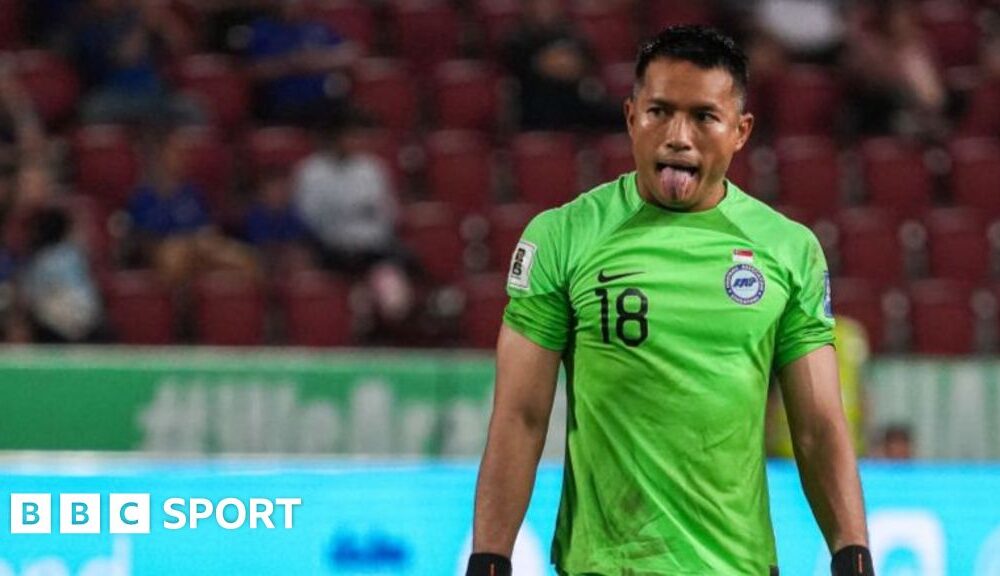 Hassan Sunny: Singapore goalkeeper says China fans have sent him money after his 11 saves against Thailand