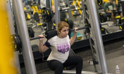 How to Use the Smith Machine: Techniques and Tips for Success