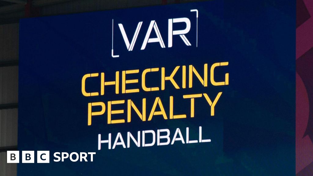 Hugh Dallas expects Scottish refs to change handball approach