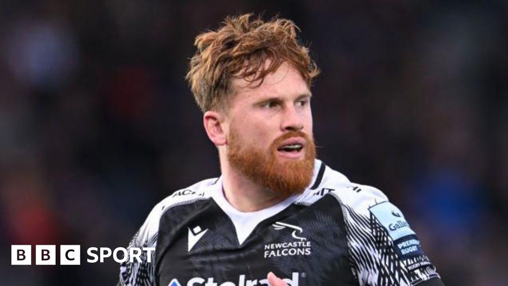 Rory Jennings: Cardiff sign Newcastle centre