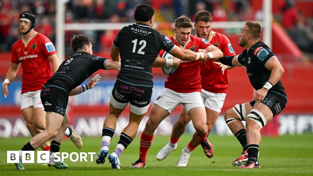 United Rugby Championship - Munster 10-17 Glasgow: Scots side book finals berth