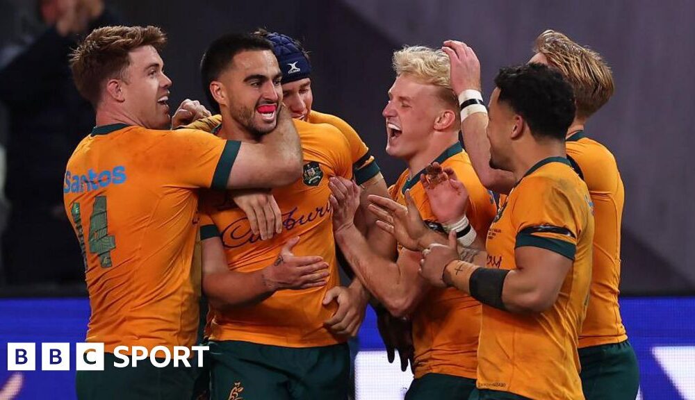 Australia 25-16 Wales: Wallabies begin Schmidt era with victory