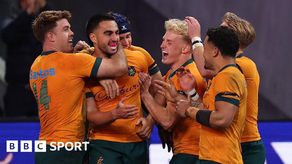 Australia 25-16 Wales: Wallabies begin Schmidt era with victory