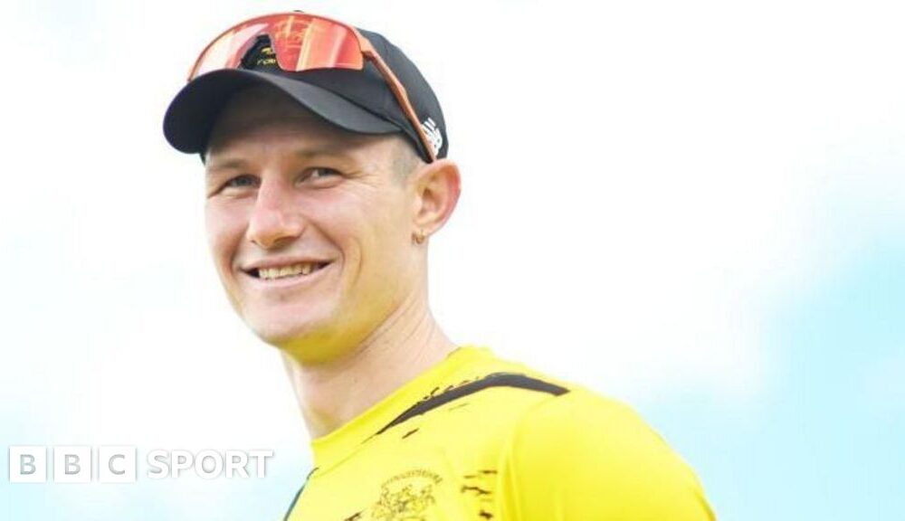 Cameron Bancroft: Australia batter to stay with Gloucestershire in 2025