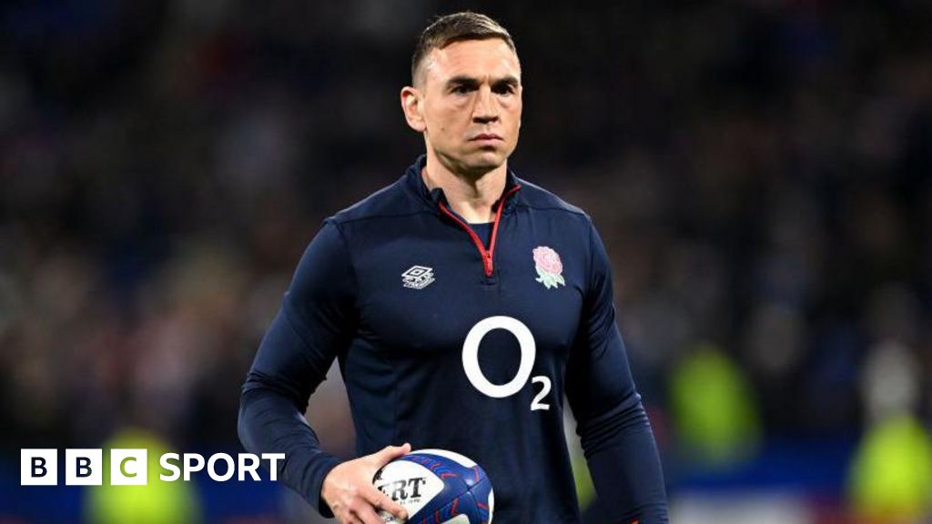 Kevin Sinfield set to remain with England's coaching team