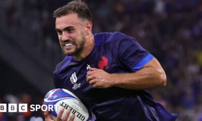 Melvyn Jaminet: France fine and suspend full-back for 34 weeks after racist video