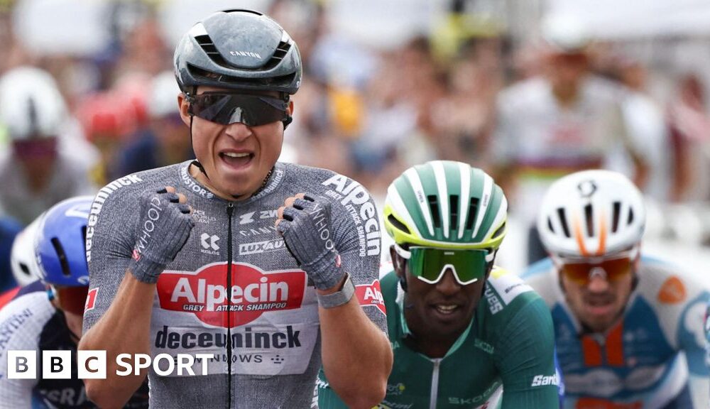 Philipsen powers to victory on stage 10 of Tour de France