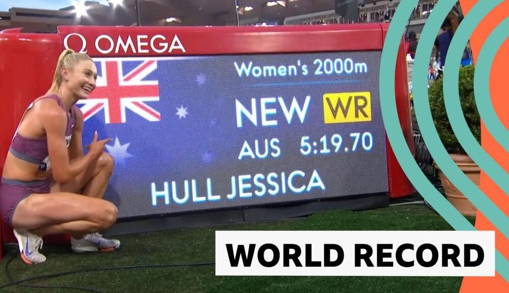 Watch: Australia's Hull breaks women's 2,000m world record