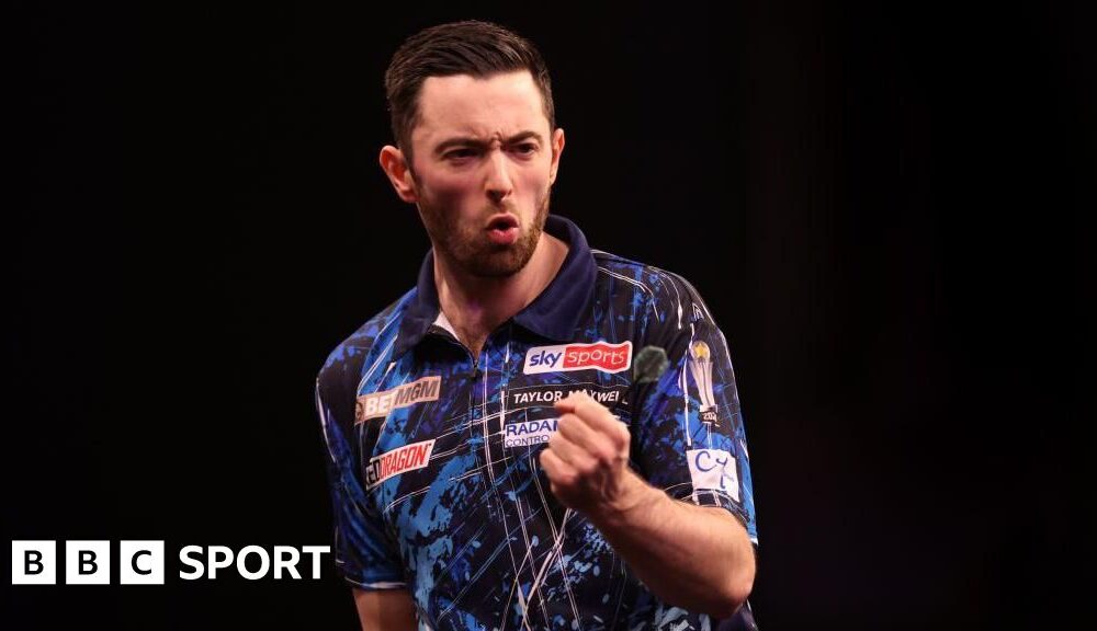 World Matchplay Darts: Luke Humphries starts with emphatic win