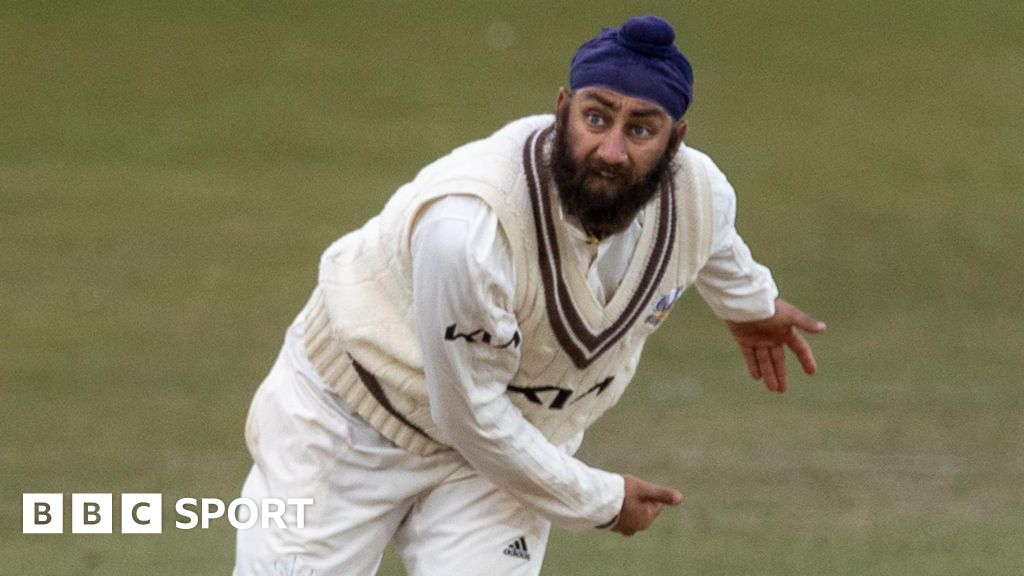 Amar Virdi: Worcestershire re-sign spinner for Championship run-in