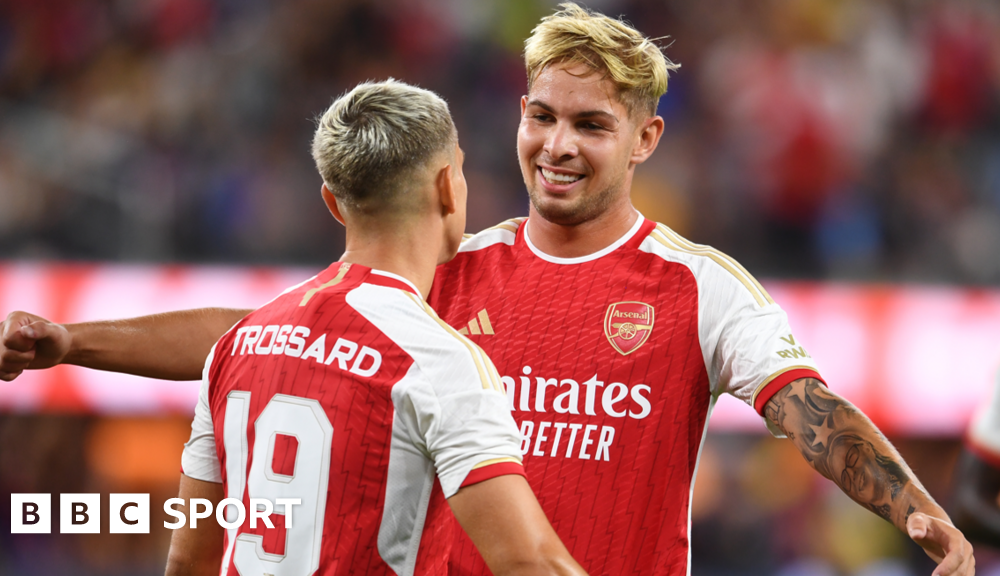 Emile Smith Rowe: Fulham sign Arsenal midfielder for club record fee