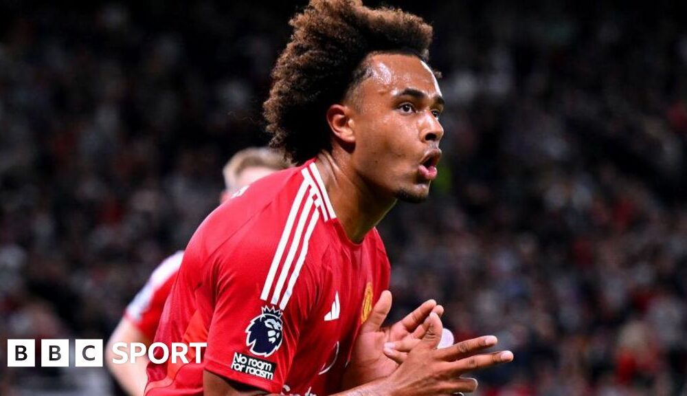 Man Utd 1-0 Fulham: Zirkzee makes dream start but what next for Sancho?