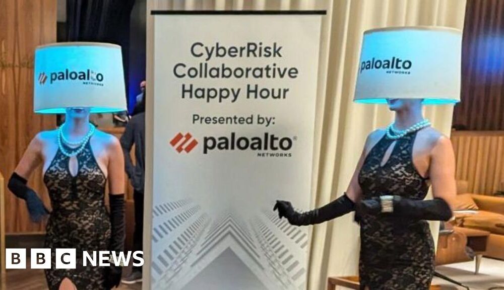 Tech firm apologises for hostess lampshade outfits