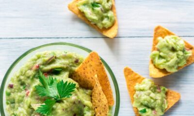 4 Ingredient Guacamole Recipe - The Fitnessista