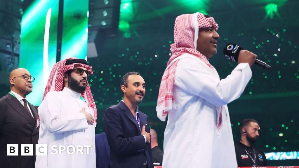 Boxing: Frank Warren & Eddie Hearn defend Saudi Arabia involvement in boxing