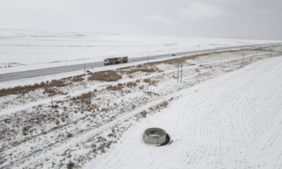 Heavy snowfall shuts roads, strands motorists in South Africa