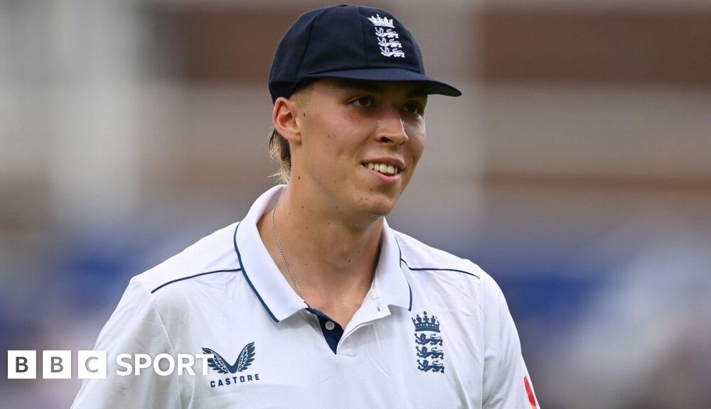 Pakistan v England: Josh Hull ruled out of tour