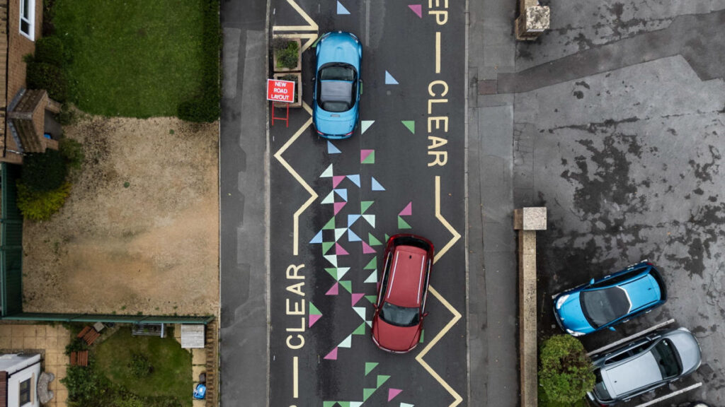 Parents slam 'dangerous' colourful school road markings 'that look like Twister'