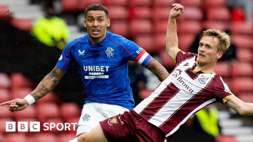 Rangers 'frustrated' by Sunday 20:00 kick-off against St Johnstone