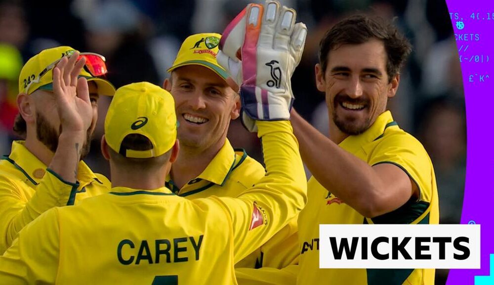 Starc removes Salt & Duckett in second over