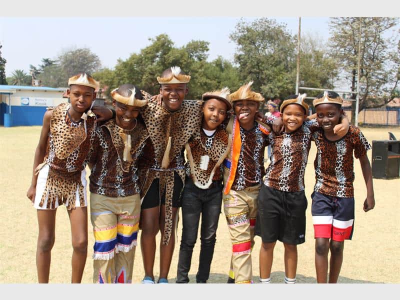 Strubenvale Primary School learners, teachers dress up for Heritage Day