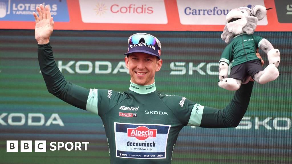 Vuelta a Espana 2024: Kaden Groves sprints to third win on stage 17