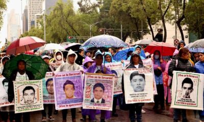 AMLO criticized by protesters in Ayotzinapa case days before leaving office 