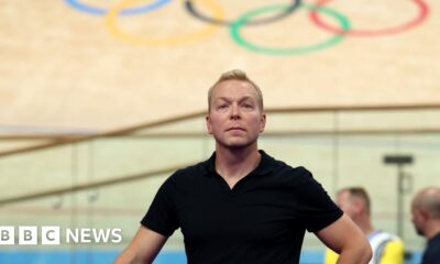 Cyclist Chris Hoy announces that his cancer is terminal